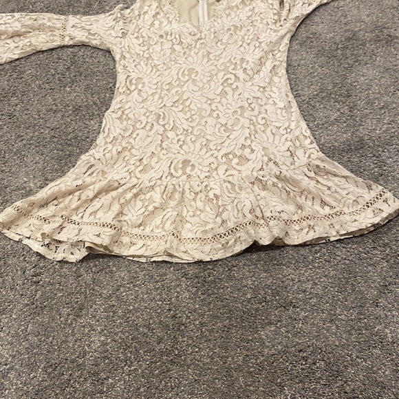 Francesca’s Dress - Picture 4 of 8